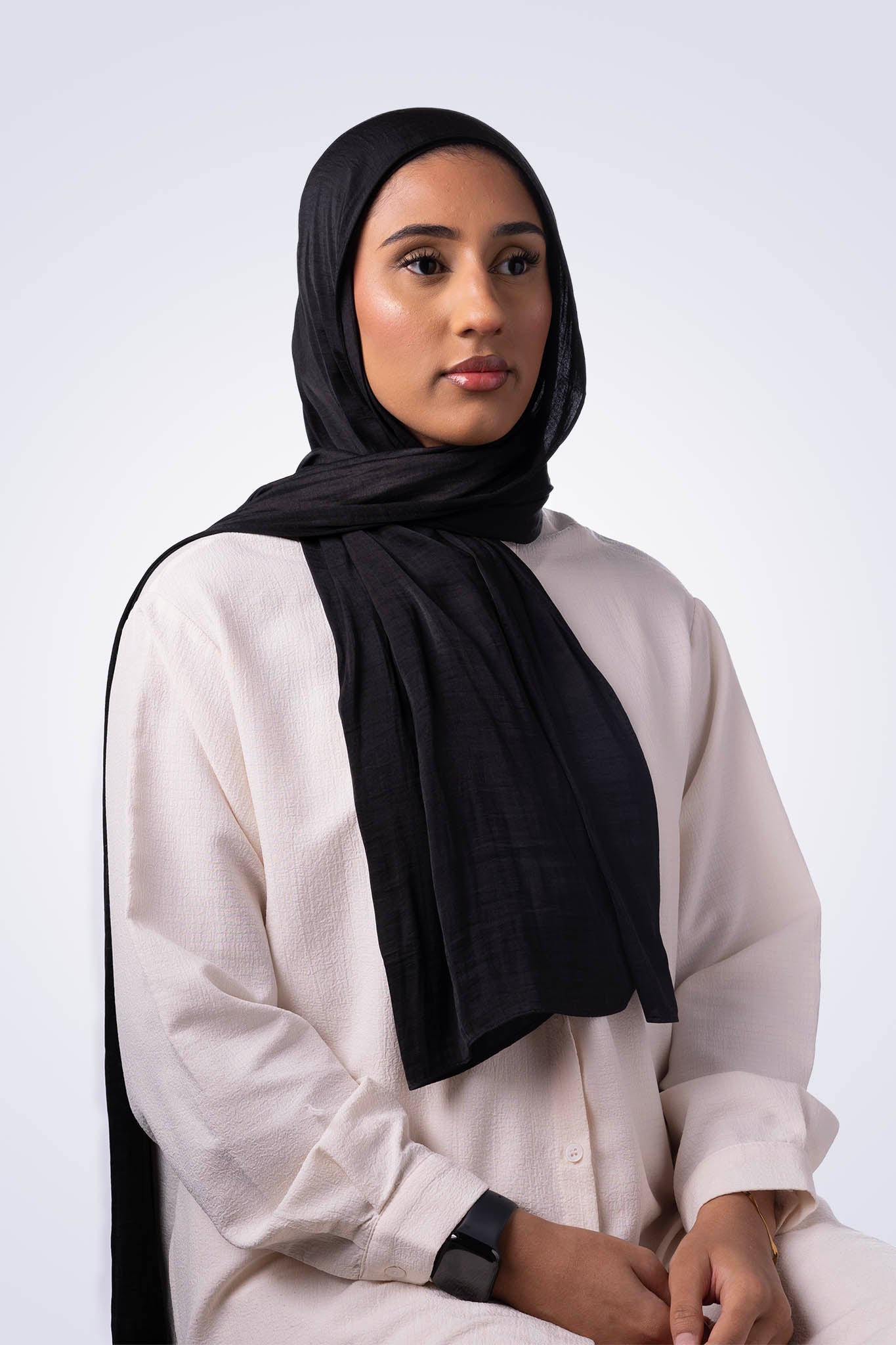 Powder Touch Hijab - Jet Black