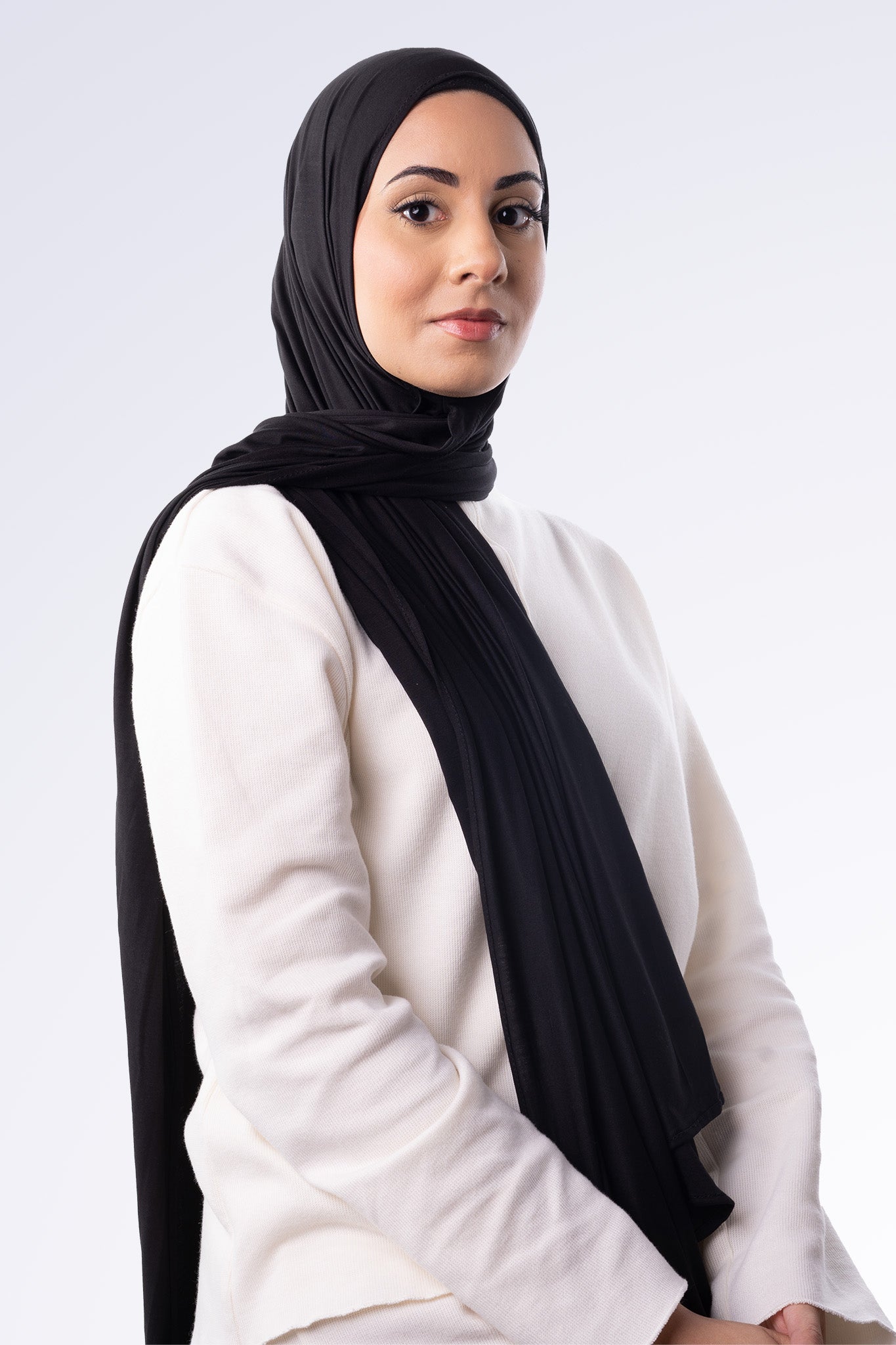 Bamboo Jersey Hijab in Jet Black