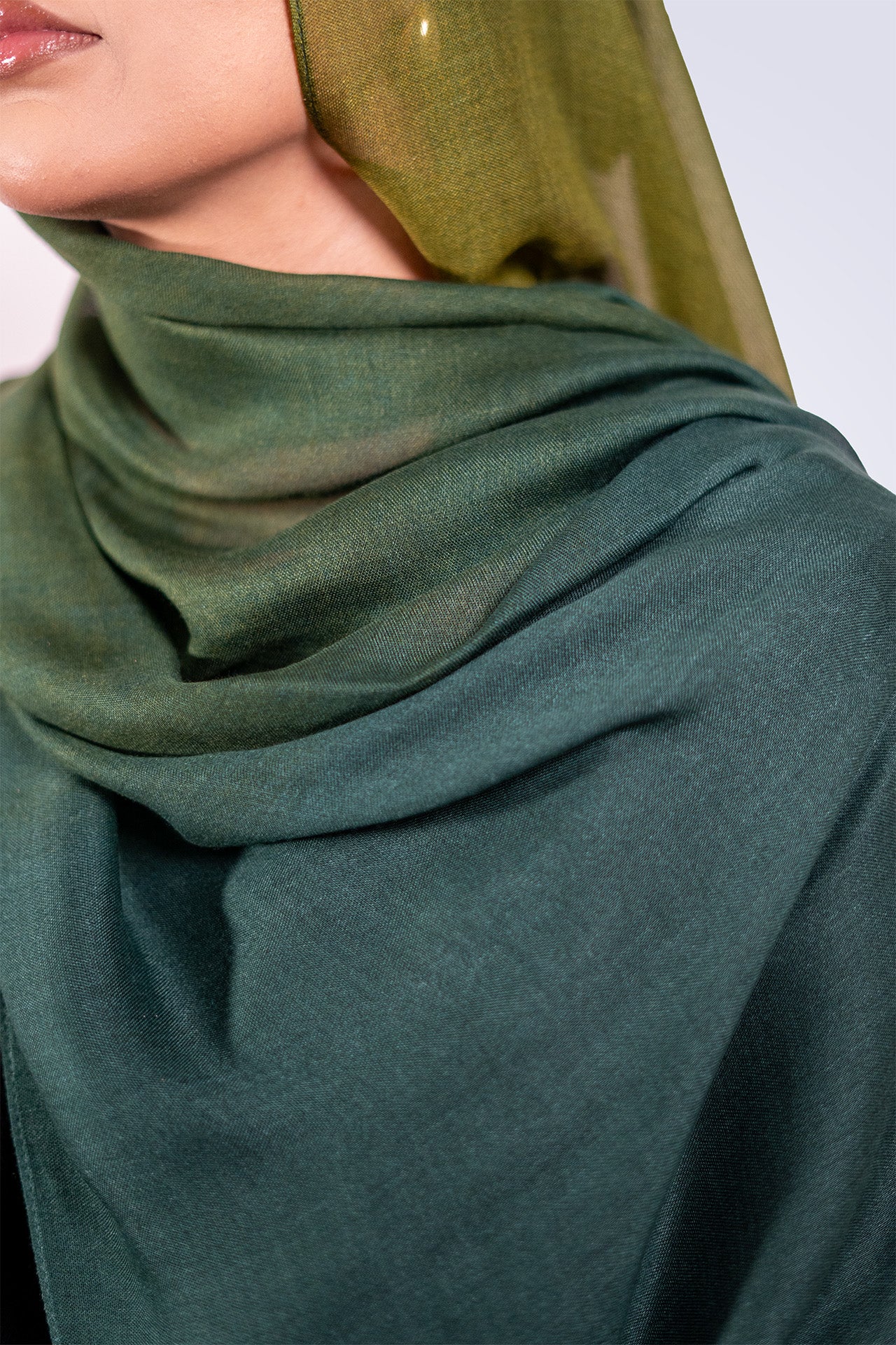 Lightweight Ombre Modal - Emerald